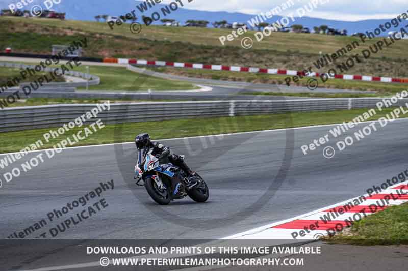 cadwell no limits trackday;cadwell park;cadwell park photographs;cadwell trackday photographs;enduro digital images;event digital images;eventdigitalimages;navarra;no limits trackdays;peter wileman photography;racing digital images;trackday digital images;trackday photos